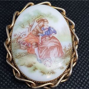 VINTAGE VICTORIAN Couple Courting Pin Brooch